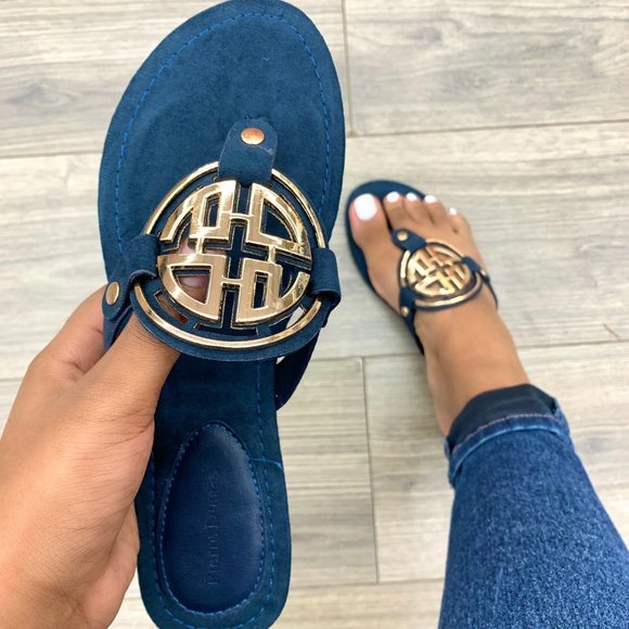 Pierre Dumas Shoes - NEW Pierre Dumas Navy Suede Medallion Sand…